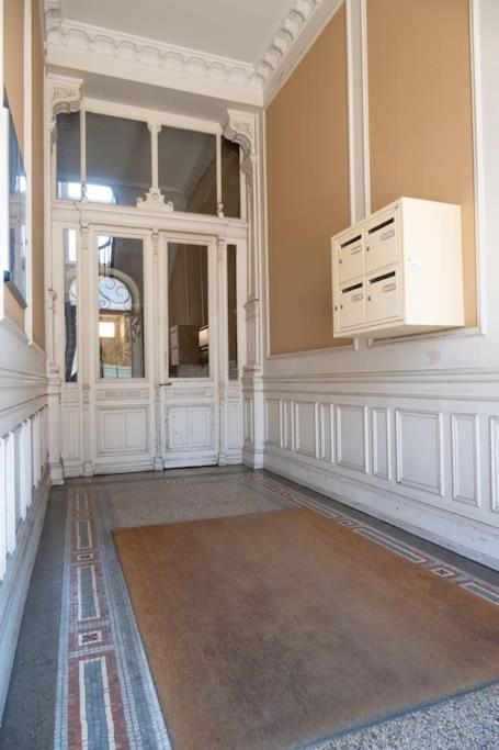 Grand Appartement Mulhouse Exterior photo